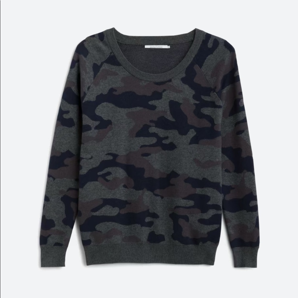 Wynona Scoop Neck Cotton
Blend Pullover